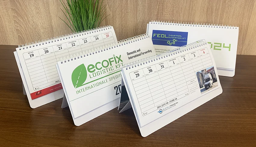 Asztali naptár heti áttekinthetőséggel